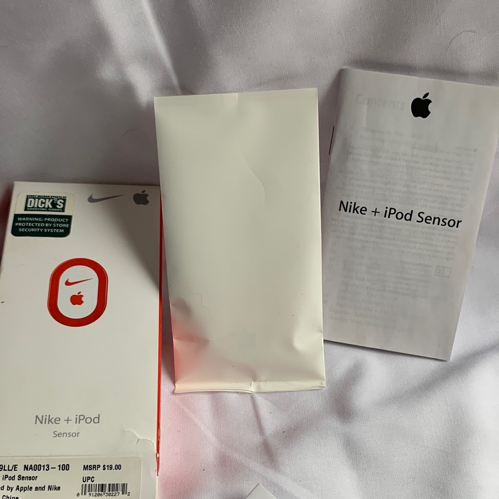 Nike + iPod Sensor - Picture 2 of 2